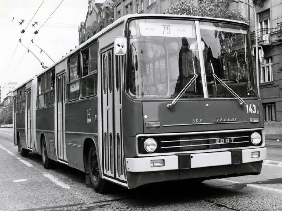  Ikarus 280T 1975 года  (фото 7 из 13)